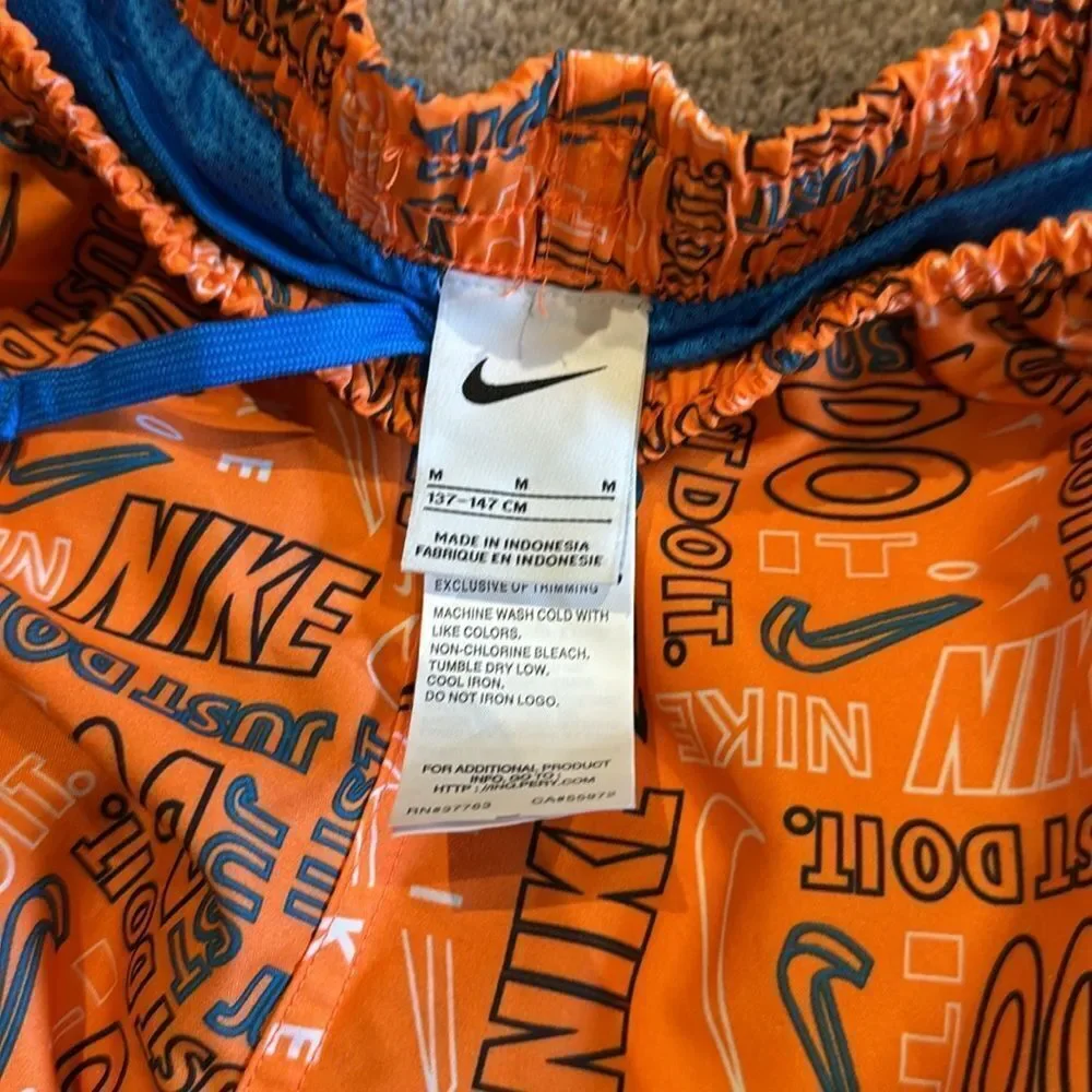 Nike Youth Swim Trunks NWT size medium very